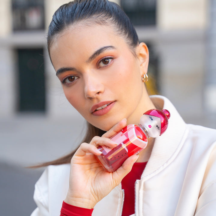 Sisterland Red Rose - GWP