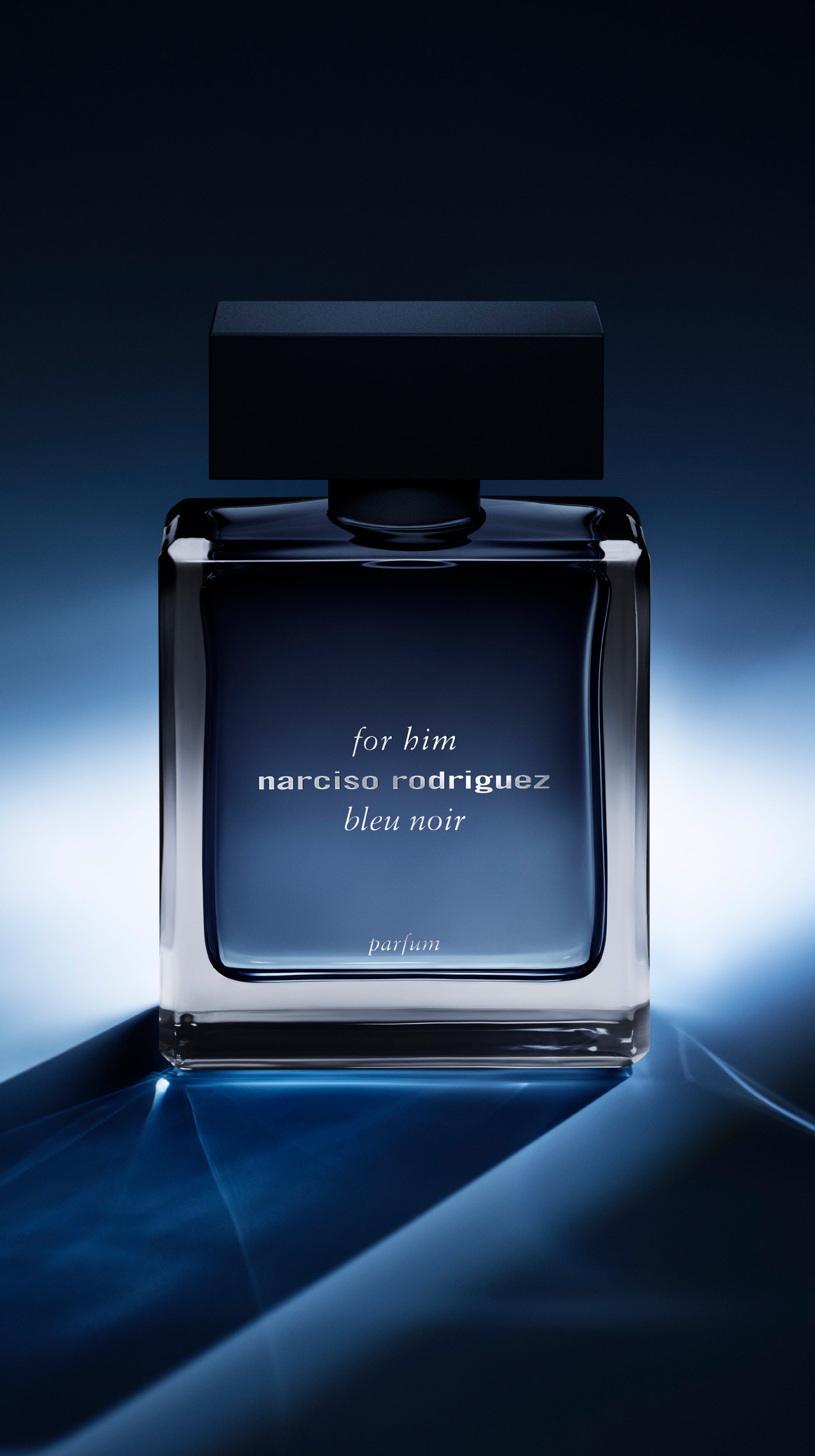 For Him Bleu Noir Parfum – Preciosa